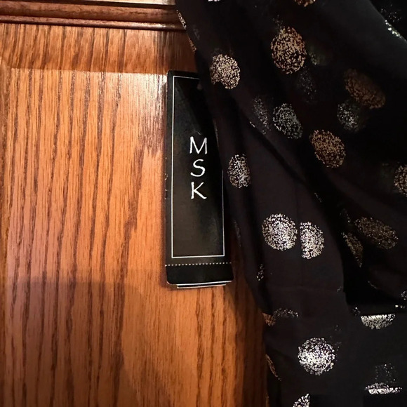 Black and gold chiffon dress - Picture 7 of 7